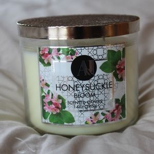 Honeysuckle Candle